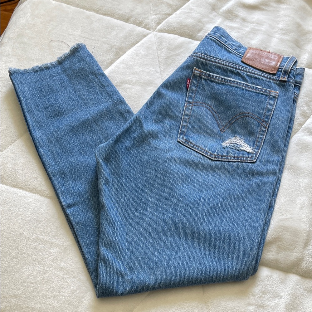 Levi’s Wedgie